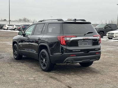 2023 GMC Acadia AT4