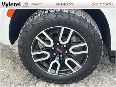 2023 GMC Yukon XL AT4