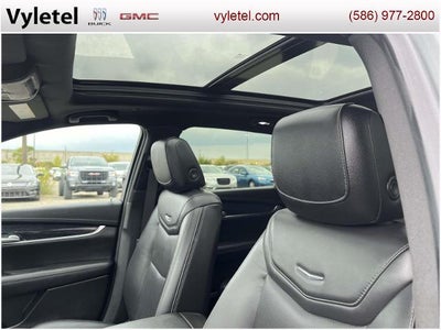 2023 Cadillac XT5 Premium Luxury