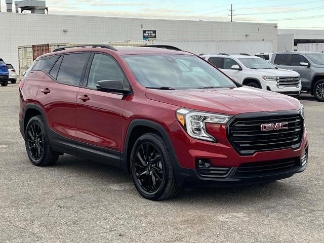 2023 GMC Terrain SLT