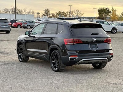 2023 Volkswagen Taos SE