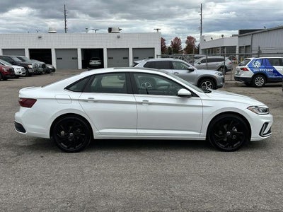 2025 Volkswagen Jetta SE