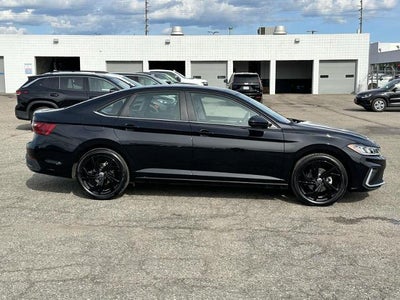 2025 Volkswagen Jetta SE